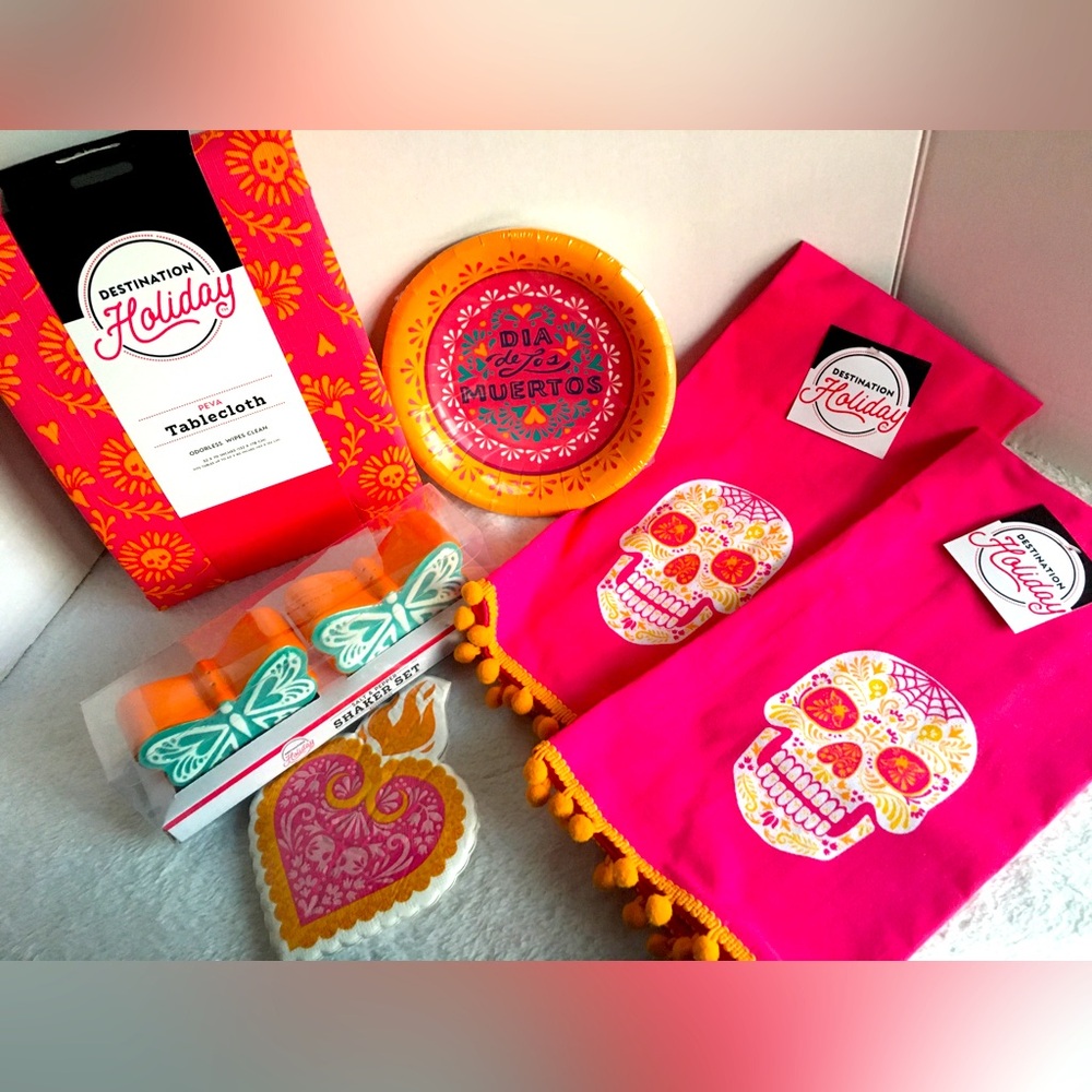 Day of the Dead Skull Decor Tablecloth Shakers Cloth Napkins Dia Del Los Muertos
